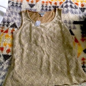 Christopher and Banks top